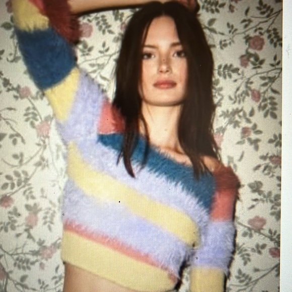 Kimchi Cropped Eyelash Sweater Colorful - Picture 5 of 5